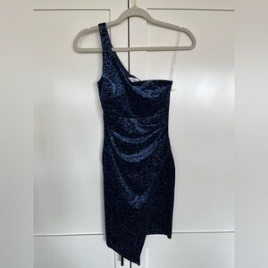 Emerald Sundae One-Shoulder Asymmetrical Dark Blue Sparkly Cocktail Dress | XS